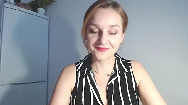 AliciaDesire online show from 02.10.26