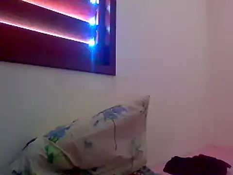 couplemilk online show from 12.05.24