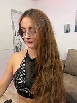 MiaaLoren online show from 01.16.26