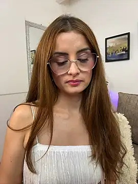 Snapshot of MiaaLoren chatting on 04.30.26 MiaaLoren online show from 04.30.26