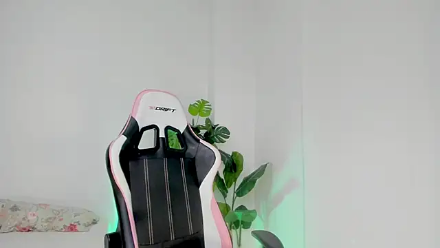 Adriennesexxx online show from 02.09.25