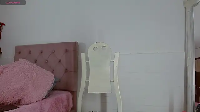 Snapshot of tifanny-squirt chatting on 02.24.25 tifanny-squirt online show from 02.24.25