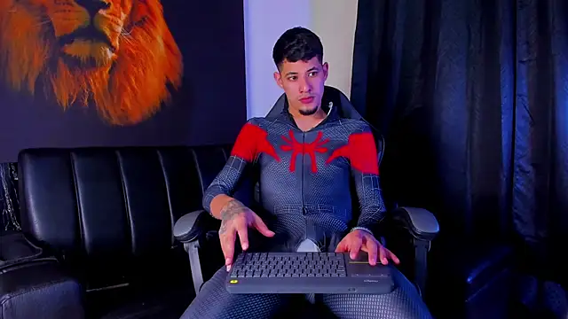 kyle smithxx online show from 10.29.25