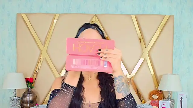 GiahDaniels online show from 02.26.25