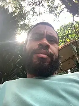 Snapshot of KaelMoreau chatting on 01.31.26 KaelMoreau online show from 01.31.26