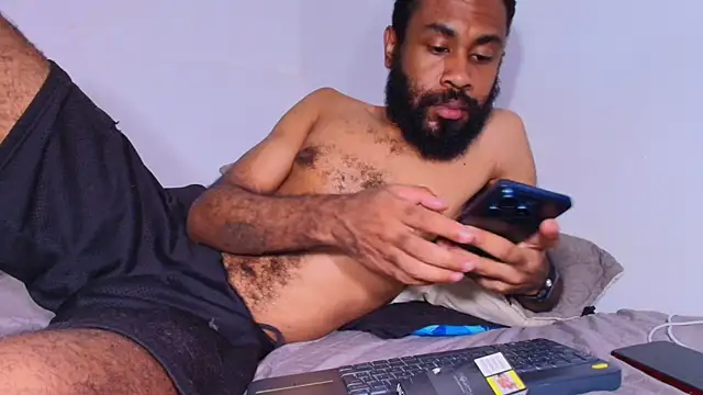 Snapshot of KaelMoreau chatting on 02.22.26 KaelMoreau online show from 02.22.26