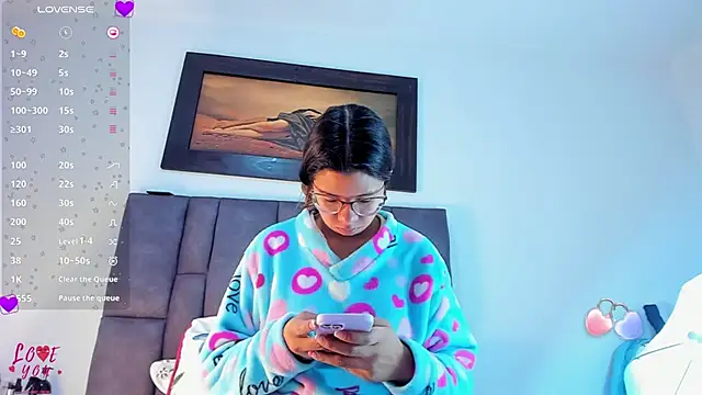 Vahiolet smith online show from 02.14.26