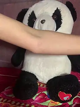 Snapshot of Asianmombigasss chatting on 11.09.25 Asianmombigasss online show from 11.09.25