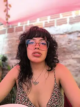 Snapshot of Fun_Everywhere chatting on 03.21.26 Fun Everywhere online show from 03.21.26