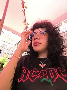 Snapshot of Fun_Everywhere chatting on 04.09.26 Fun Everywhere online show from 04.09.26