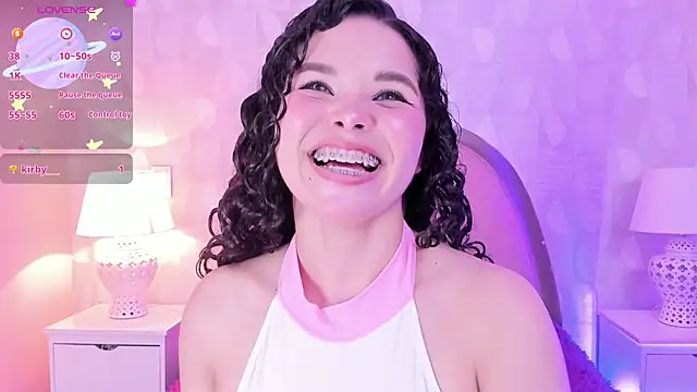 Snapshot of angeline_teen chatting on 07.06.26 angeline teen online show from 07.06.26