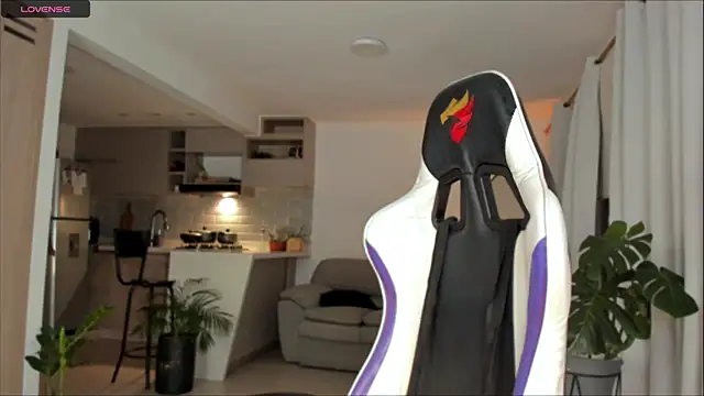  Miss Anna  online show from 04.08.26