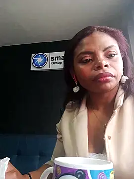 Snapshot of Lizeth_rey1 chatting on 01.08.25 Lizeth rey1 online show from 01.08.25