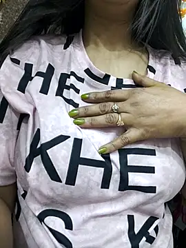 Aradhya-Sharma online show from 02.13.25