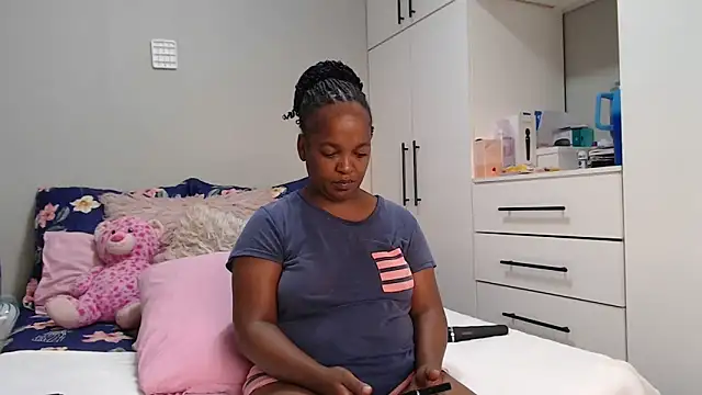 Amberbela online show from 03.25.26