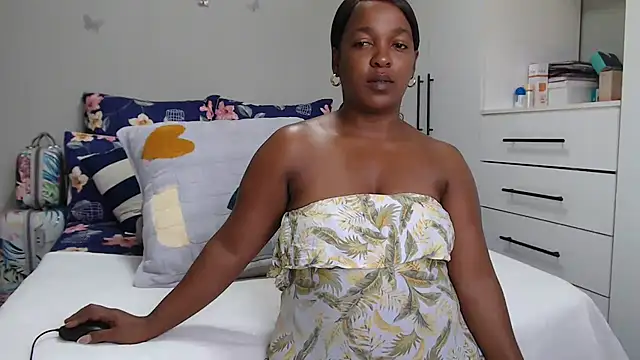 Snapshot of Amberbela chatting on 05.25.26 Amberbela online show from 05.25.26