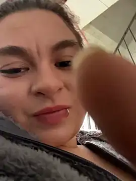 MiaLujan  online show from 12.21.24