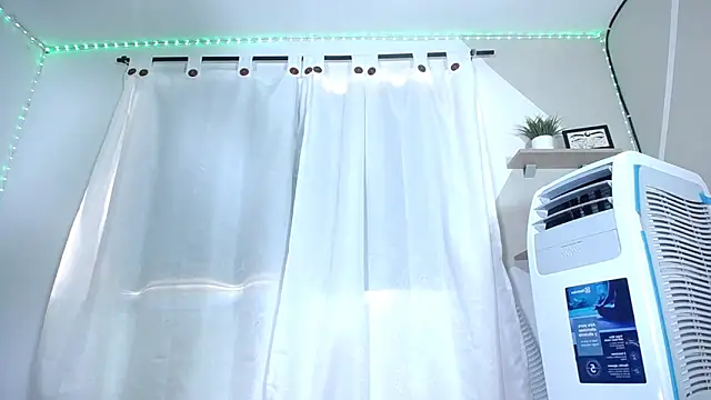 Hillary queen online show from 01.10.25