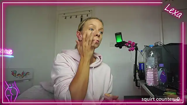 Lexa xoxo online show from 11.11.25