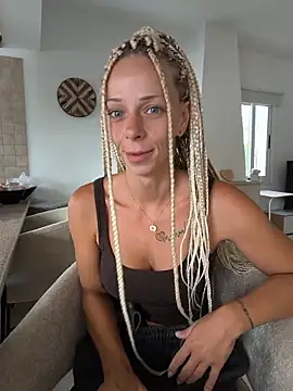 Snapshot of Lexa_xoxo chatting on 05.23.26 Lexa xoxo online show from 05.23.26