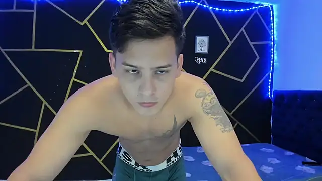 Snapshot of JANER_03 chatting on 01.10.25 JANER 03 online show from 01.10.25