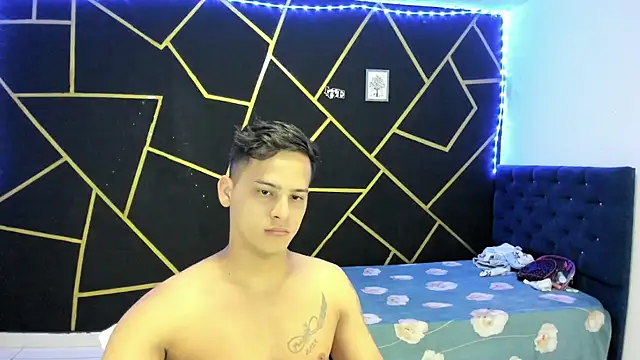 Snapshot of JANER_03 chatting on 02.15.25 JANER 03 online show from 02.15.25