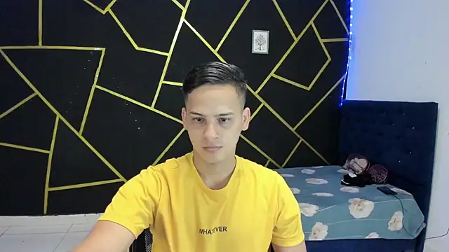 Snapshot of JANER_03 chatting on 02.28.25 JANER 03 online show from 02.28.25