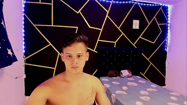 Snapshot of JANER_03 chatting on 03.07.25 JANER 03 online show from 03.07.25