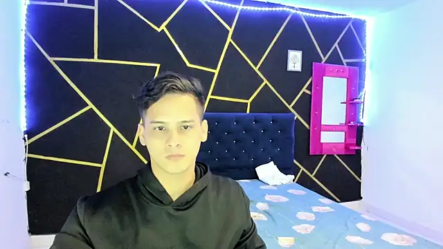 Snapshot of JANER_03 chatting on 03.13.25 JANER 03 online show from 03.13.25