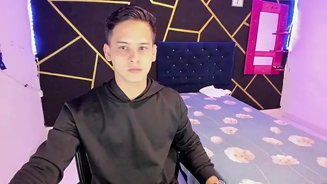 Snapshot of JANER_03 chatting on 03.13.25 JANER 03 online show from 03.13.25