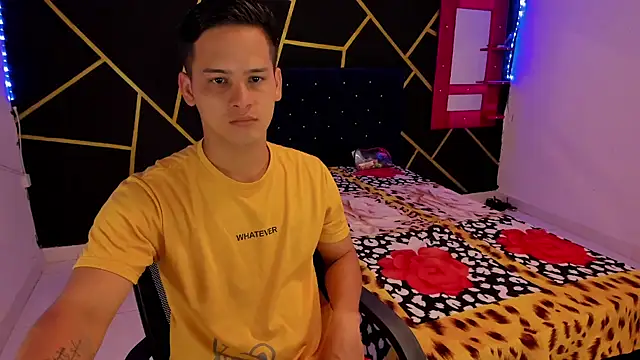 Snapshot of JANER_03 chatting on 03.18.25 JANER 03 online show from 03.18.25