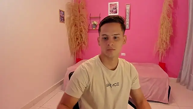 Snapshot of JANER_03 chatting on 10.12.25 JANER 03 online show from 10.12.25