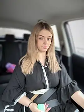 Love Bri online show from 02.26.25