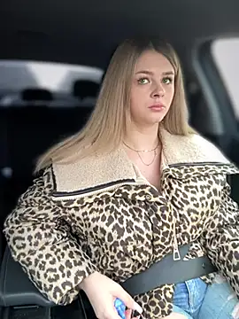 Love Bri online show from 03.20.25