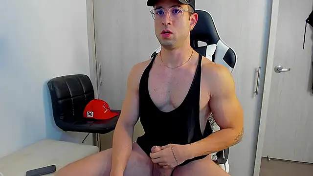 dafboy1 online show from 11.16.25