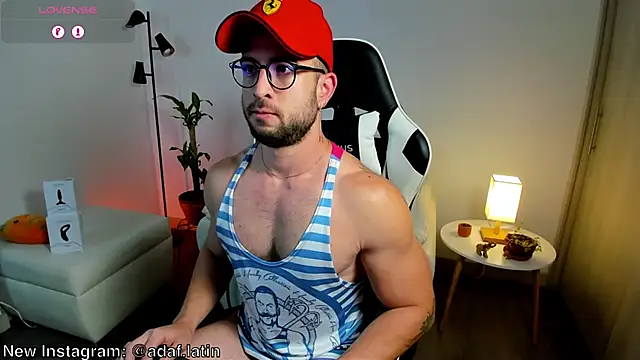 Snapshot of dafboy1 chatting on 05.04.26 dafboy1 online show from 05.04.26