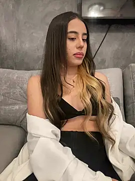 AbyThompson online show from 03.08.25