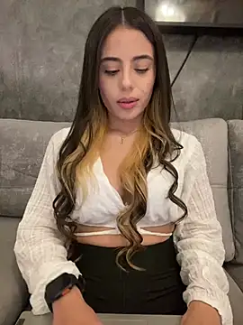 AbyThompson online show from 03.15.25