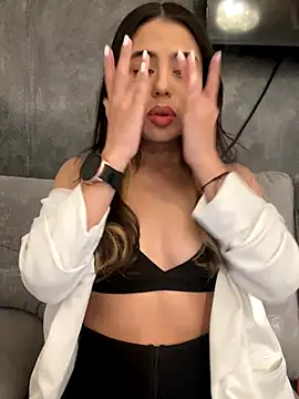 AbyThompson online show from 09.24.25