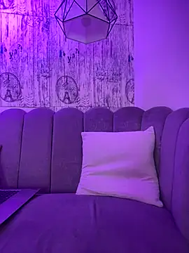 AbyThompson online show from 10.07.25