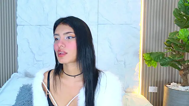 LaurenRodriiguez online show from 04.13.26