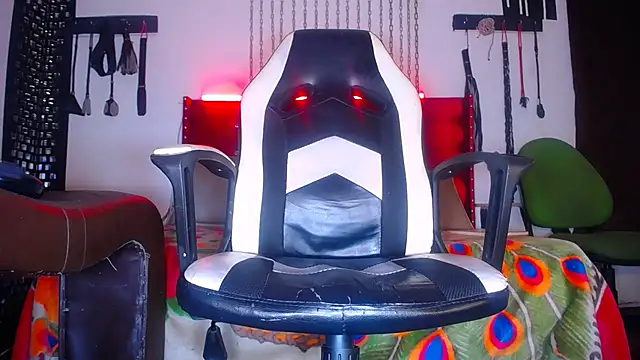 Snapshot of RandyAA_D chatting on 12.03.24 RandyAA D online show from 12.03.24