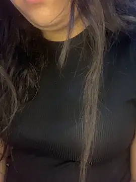 yassminsexy22 online show from 12.21.25