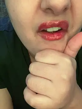 yassminsexy22 online show from 02.13.26