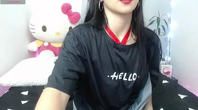 Snapshot of Meganfox_222 chatting on 03.12.25 Meganfox 222 online show from 03.12.25