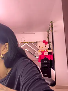 Snapshot of Meganfox_222 chatting on 09.19.25 Meganfox 222 online show from 09.19.25