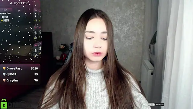 Mary Moonlight online show from 01.03.25