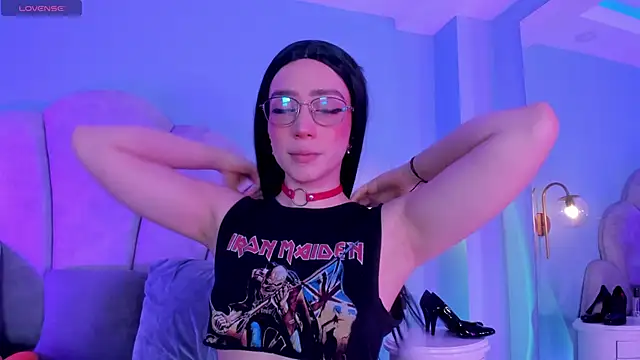 sweeet peach online show from 09.08.25