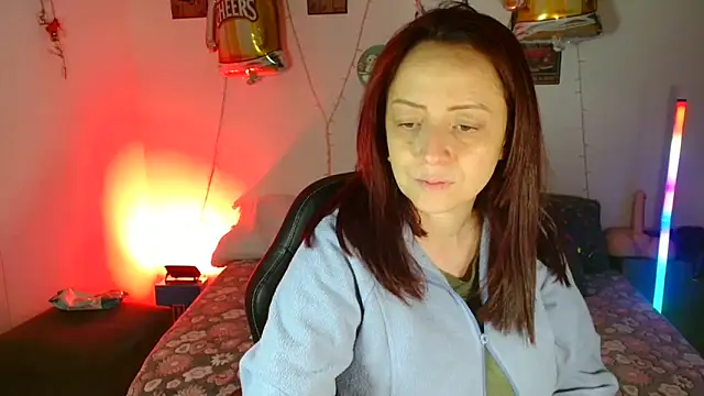 catalinamommyx online show from 10.20.25