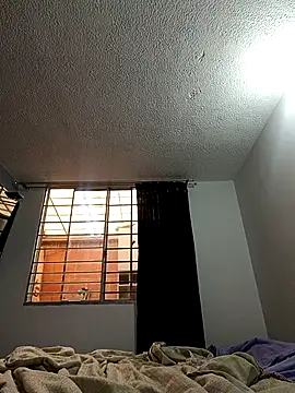 Bonny Klote online show from 10.14.25